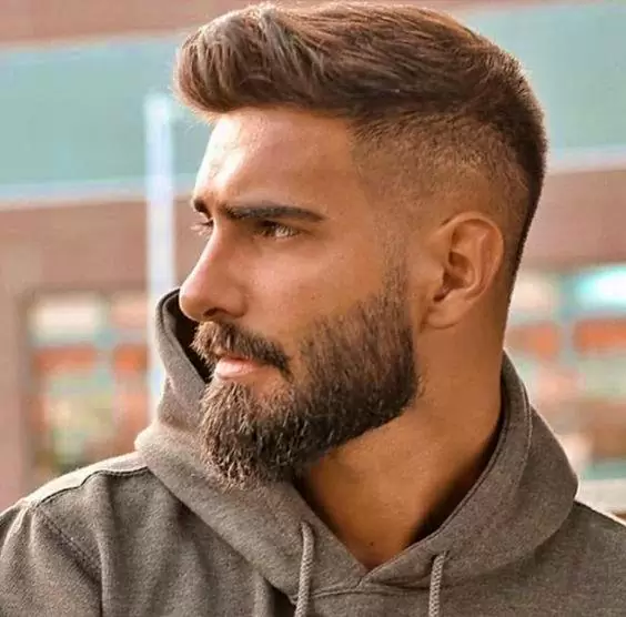 Cinco cortes de cabelo masculino para 2023